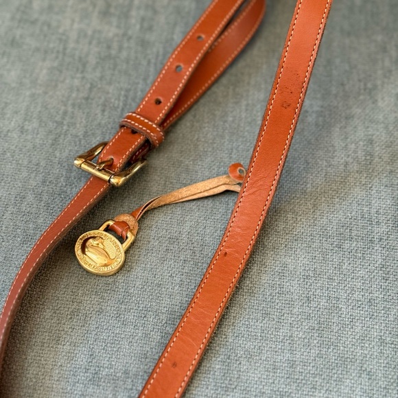 Vintage Dooney & Bourke All Weather Leather Bags - Picture 4 of 17